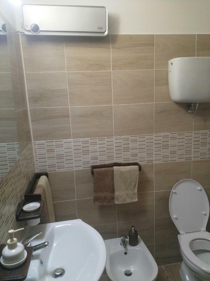A Due Passi Apartment Arezzo Luaran gambar