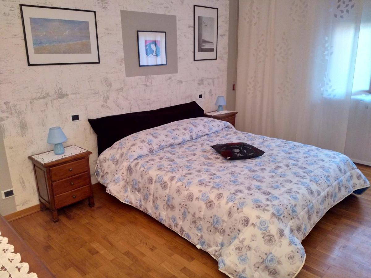 A Due Passi Apartment Arezzo Luaran gambar